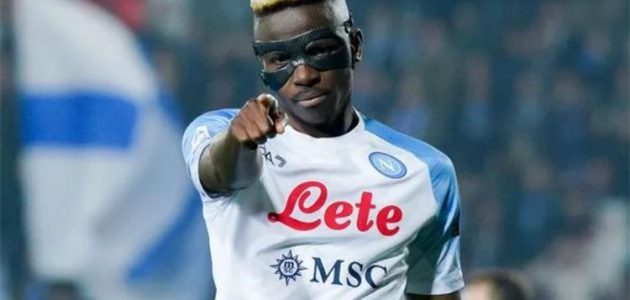 نموذج للقذارة.. أوسيمين يرد على وكيل كفاراتسخيليا بشأن الانتقال إلى الدوري السعودي