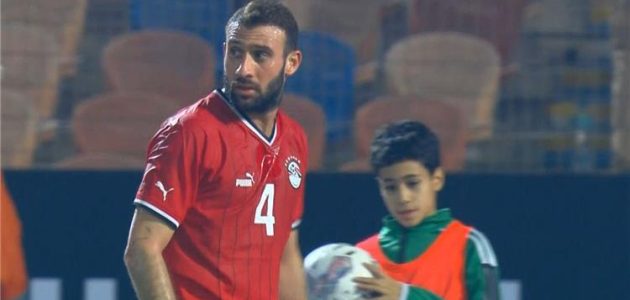 خاص: وبتفاصيل الراتب  عمر كمال عبد الواحد يوقع لـ الأهلي 3 مواسم ونصف