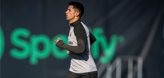 برشلونة يعلن تشخيص إصابة كانسيلو